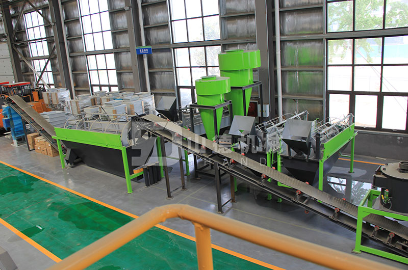 養(yǎng)殖場(chǎng)畜禽糞便制作有機(jī)肥設(shè)備