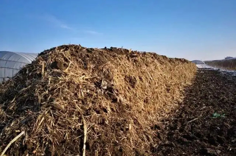 秸稈發(fā)酵有機肥