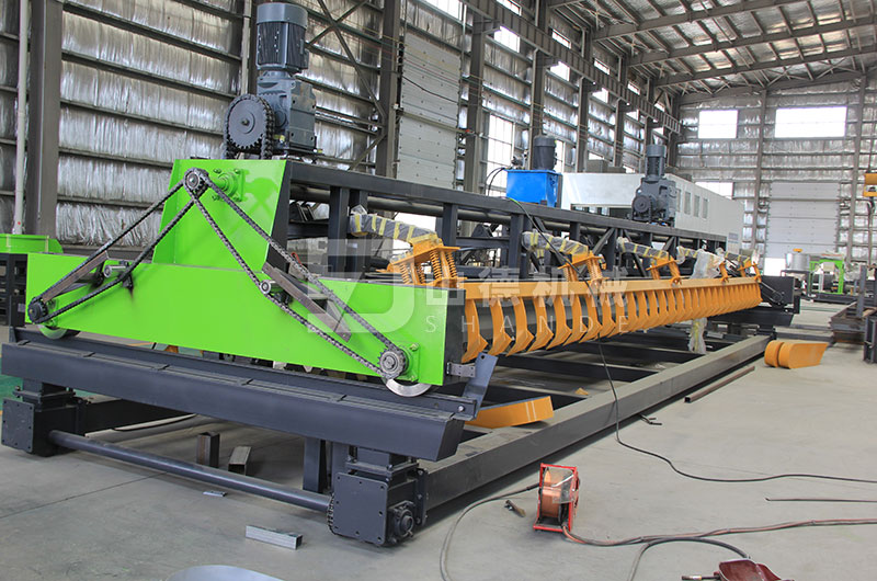 有機肥槽式翻拋機