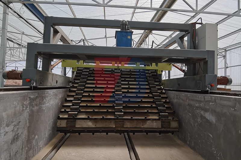 鏈板式翻拋機(jī)設(shè)備